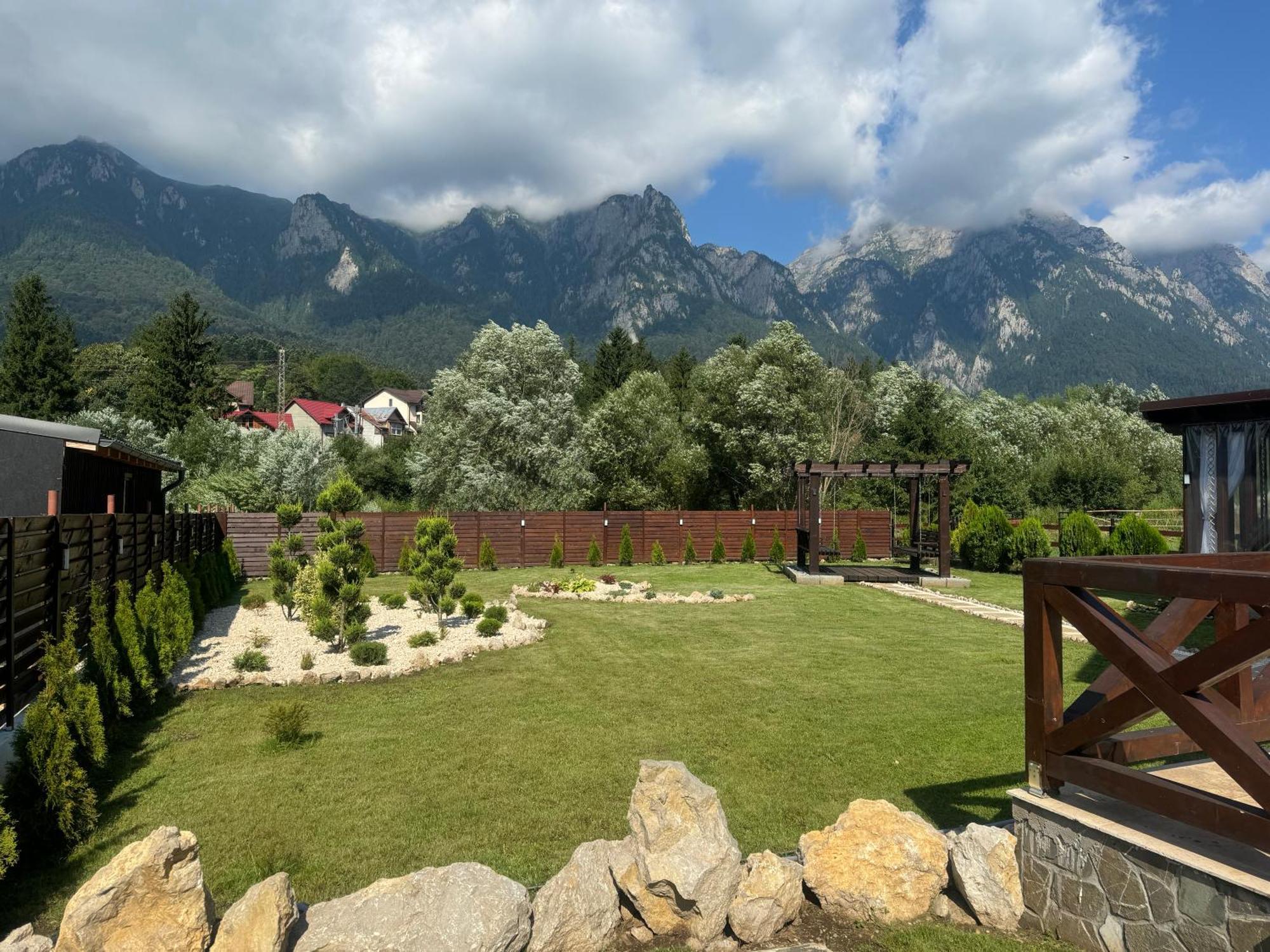 Villa Casuta Doi Ponei à Buşteni Extérieur photo